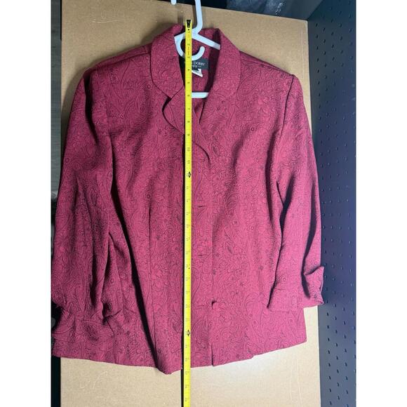 Miss Dorby Women's Deep Red Jacquard Floral Skirt Suit 12 - Picture 7 of 14